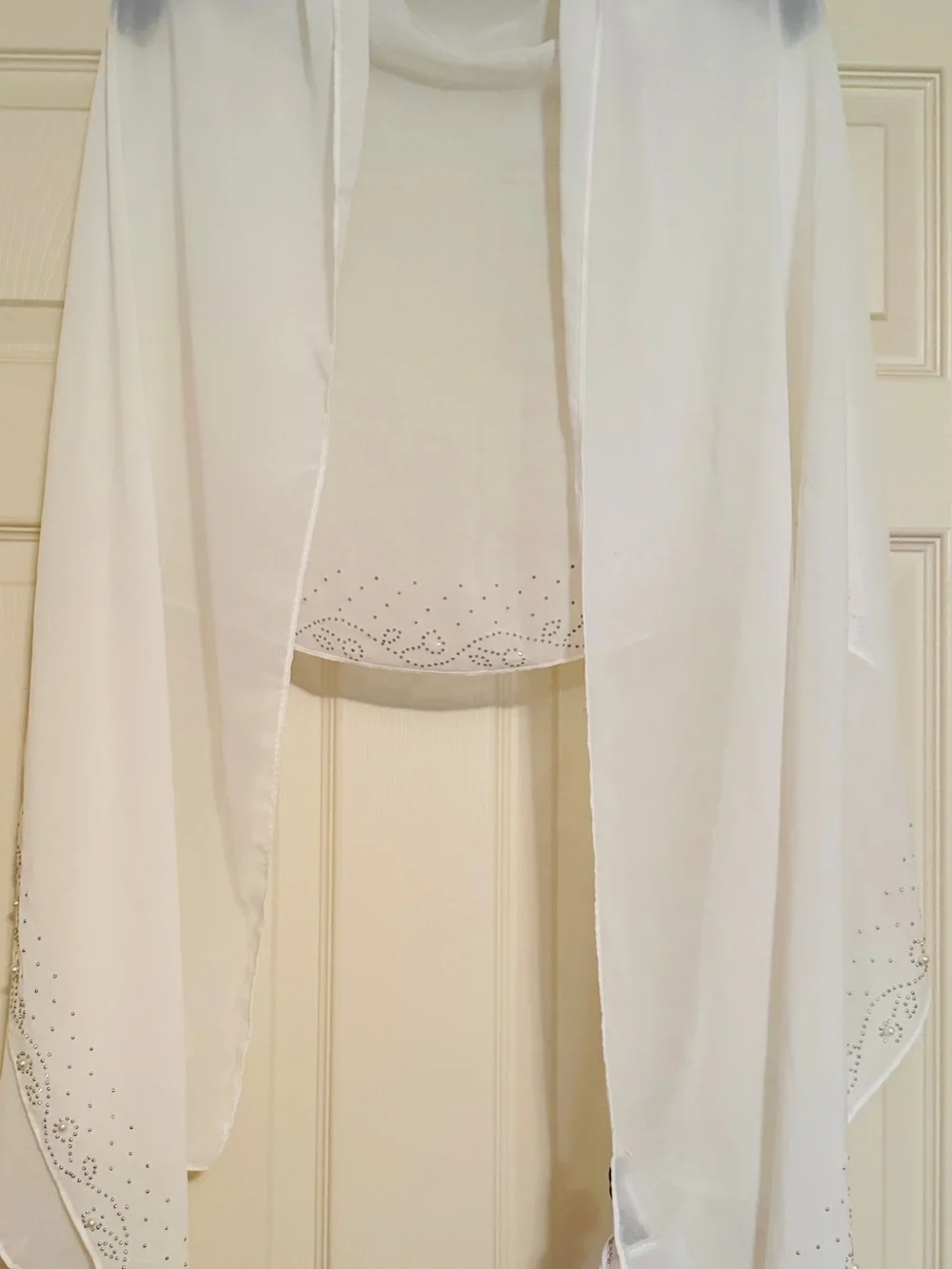 Jessica McClintock White Draped Embellished Scarf Wrap